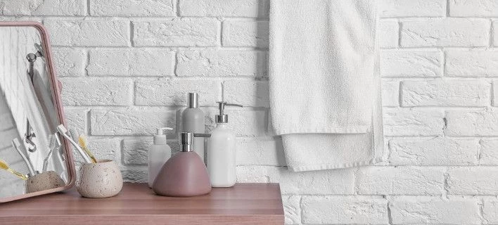 Το αντικείμενο του μπάνιου που έχει εκατομμύρια επικίνδυνα βακτήρια -Δεν το καθαρίζουμε σχεδόν ποτέ